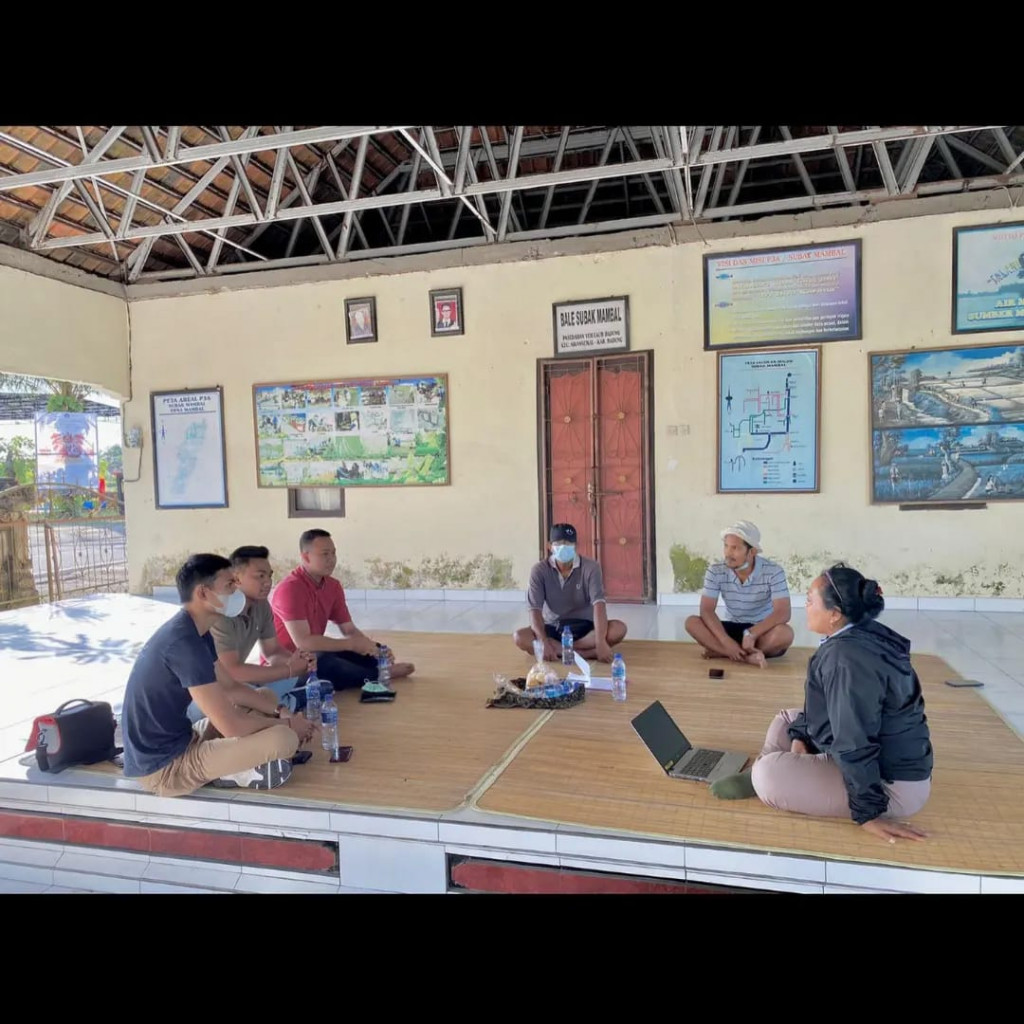 Karang Taruna Desa Mambal Menghadiri acara pertemuan dengan Krama Subak Desa Mambal dan CSR PT. Tirta Investama (AQUA)